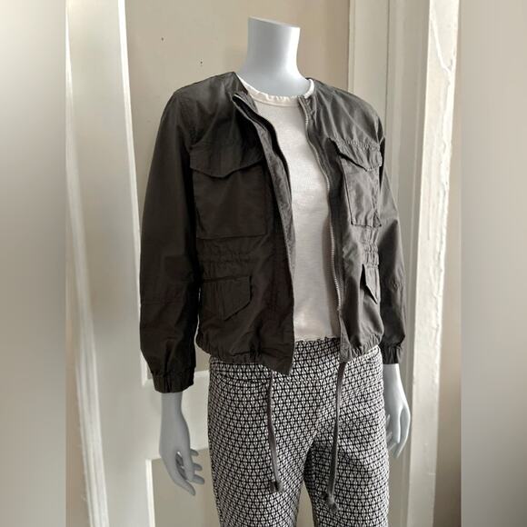 GAP Charcoal Grey Cropped Utility Jacket sz XS - Picture 3 of 11
